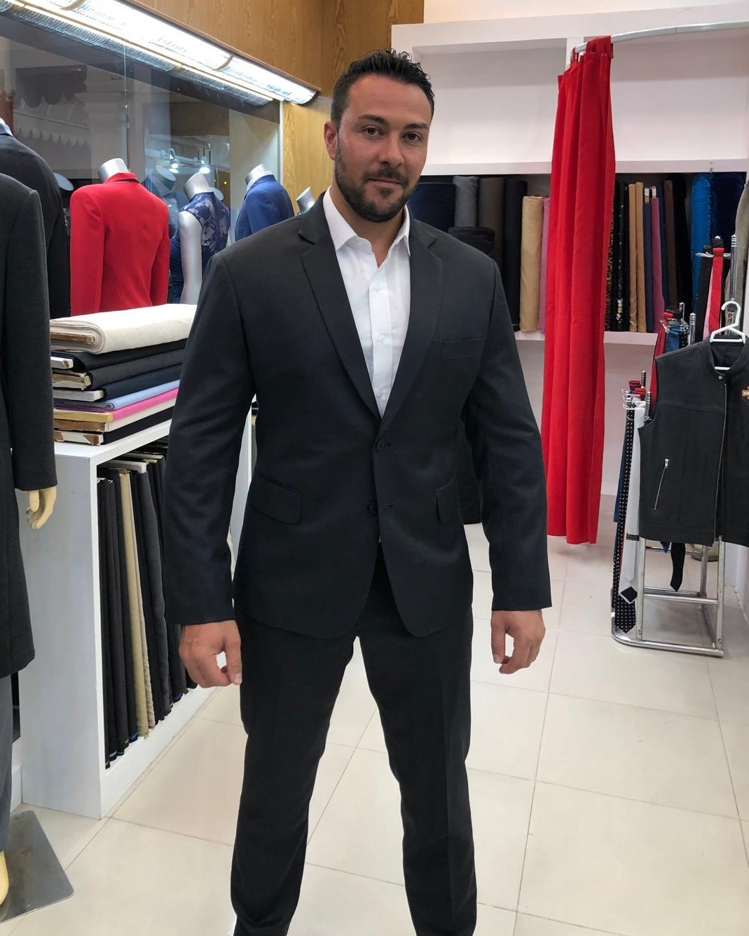 Single breast suit from Custom Tailor based in Khaolak,Thailand